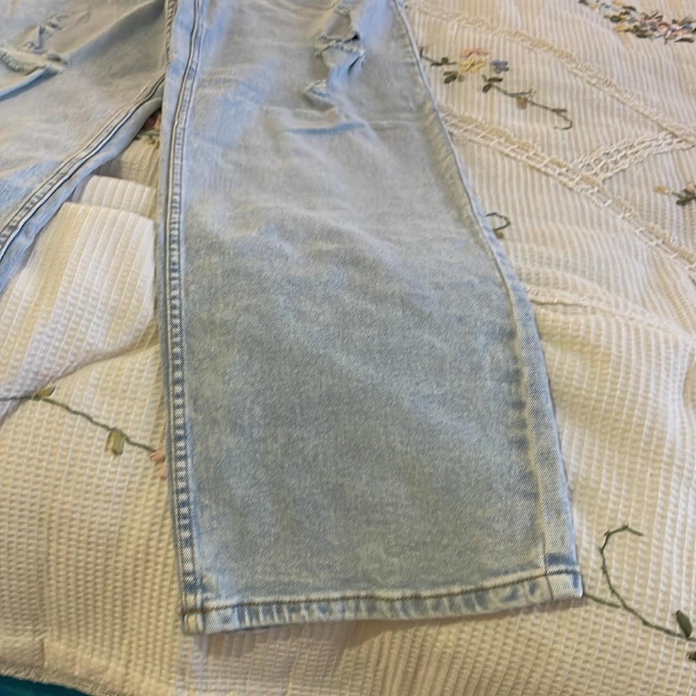 Denim - Picture 5 of 5